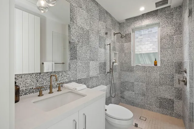 $5,495,000 | 812 Palm Trail, Delray Beach, FL 33483