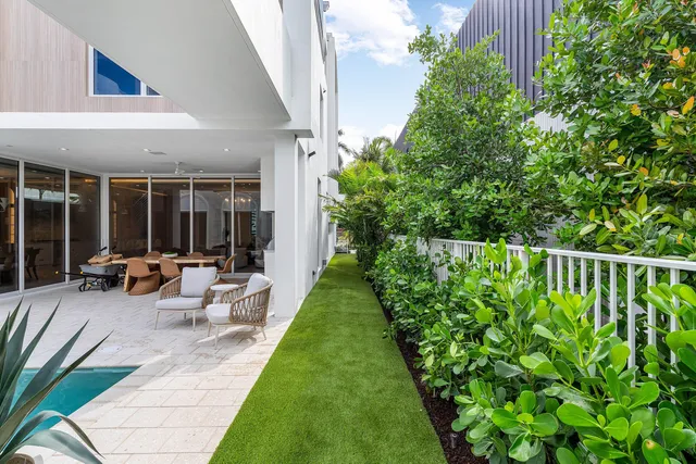 $5,495,000 | 812 Palm Trail, Delray Beach, FL 33483