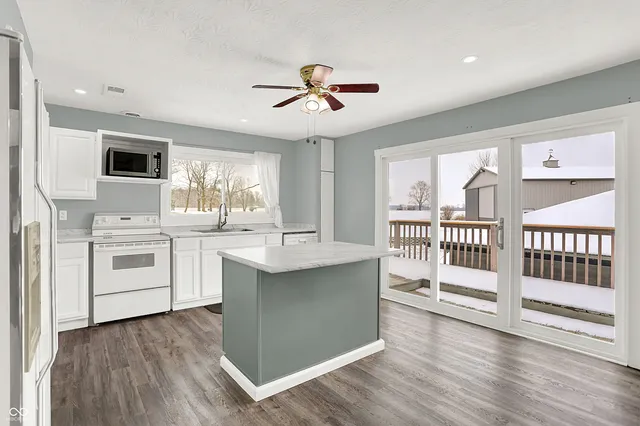 $475,000 | 4006 South 50 West, Greenfield, IN 46140