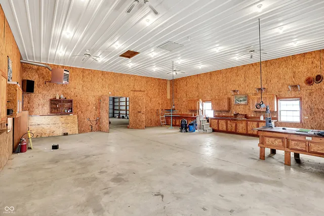 $475,000 | 4006 South 50 West, Greenfield, IN 46140