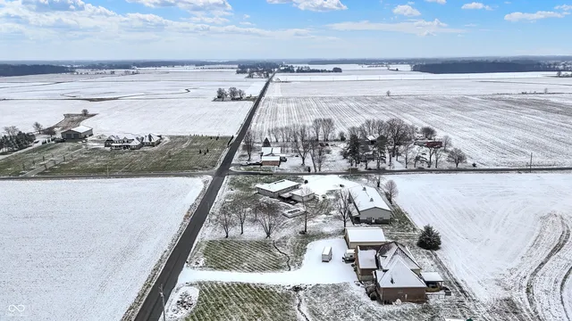 $475,000 | 4006 South 50 West, Greenfield, IN 46140