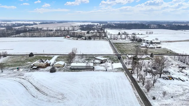 $475,000 | 4006 South 50 West, Greenfield, IN 46140