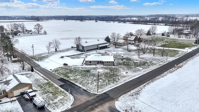 $475,000 | 4006 South 50 West, Greenfield, IN 46140