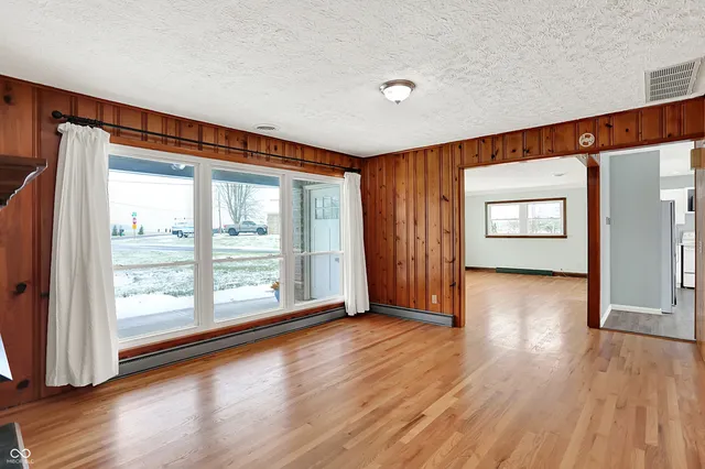 $475,000 | 4006 South 50 West, Greenfield, IN 46140