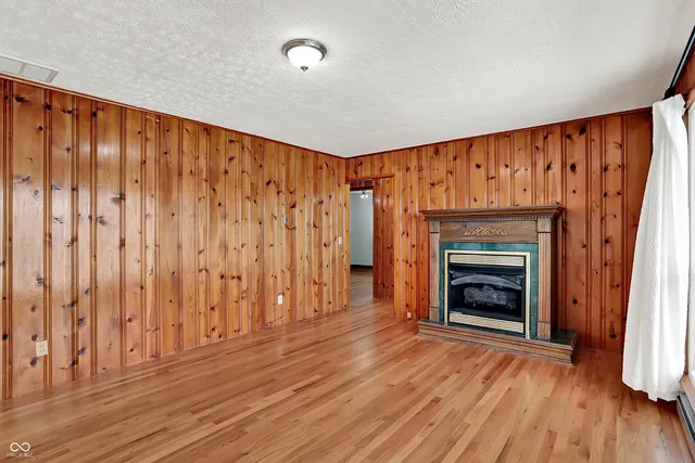 $475,000 | 4006 South 50 West, Greenfield, IN 46140