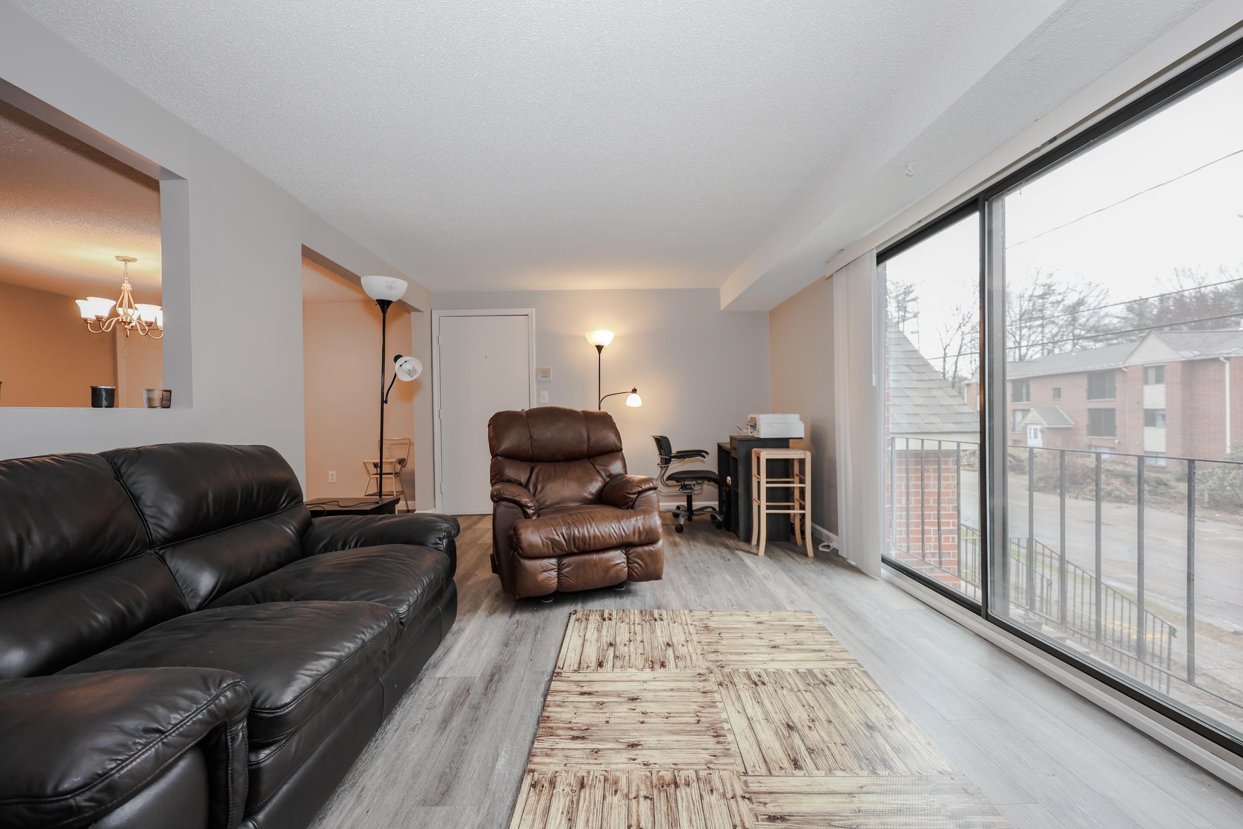 4 Brookside Drive, Unit 5 Exeter, NH 03833 - Photo 4 of 11