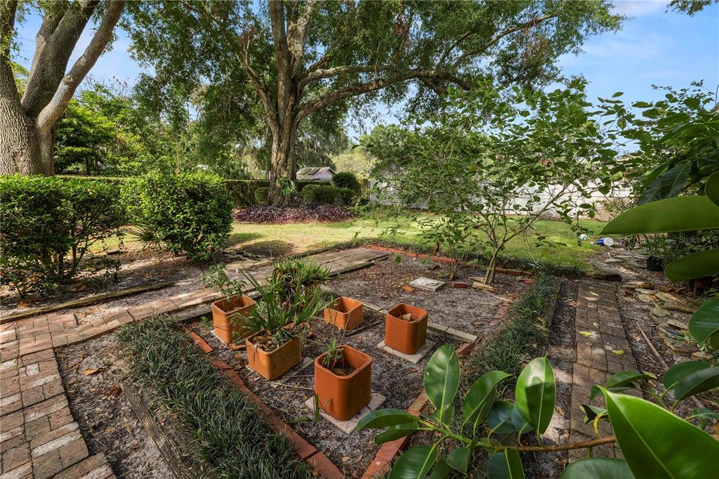 509 Robroy Street Lakeland, FL 33813 - Photo 43 of 51 an aerial view of residential house with outdoor space
