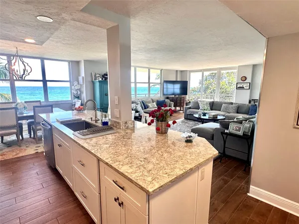 $4,800 | 1147 Hillsboro Mile, Unit 214, Hillsboro Beach, FL 33064