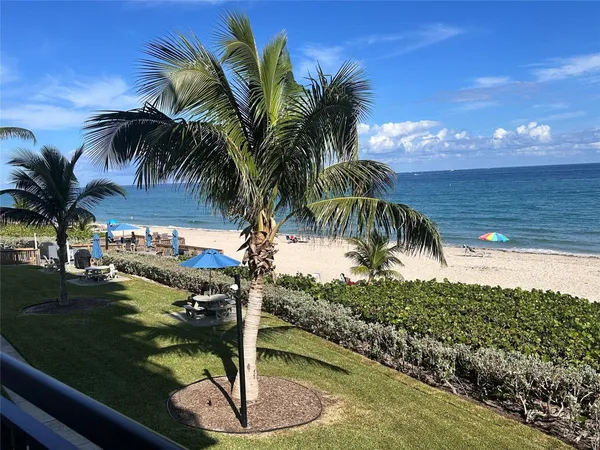 $4,800 | 1147 Hillsboro Mile, Unit 214, Hillsboro Beach, FL 33064