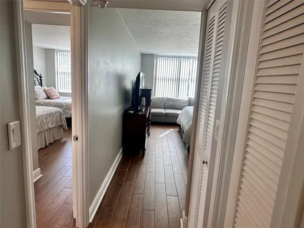 $4,800 | 1147 Hillsboro Mile, Unit 214, Hillsboro Beach, FL 33064