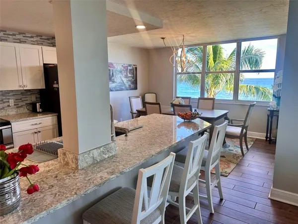 $4,800 | 1147 Hillsboro Mile, Unit 214, Hillsboro Beach, FL 33064