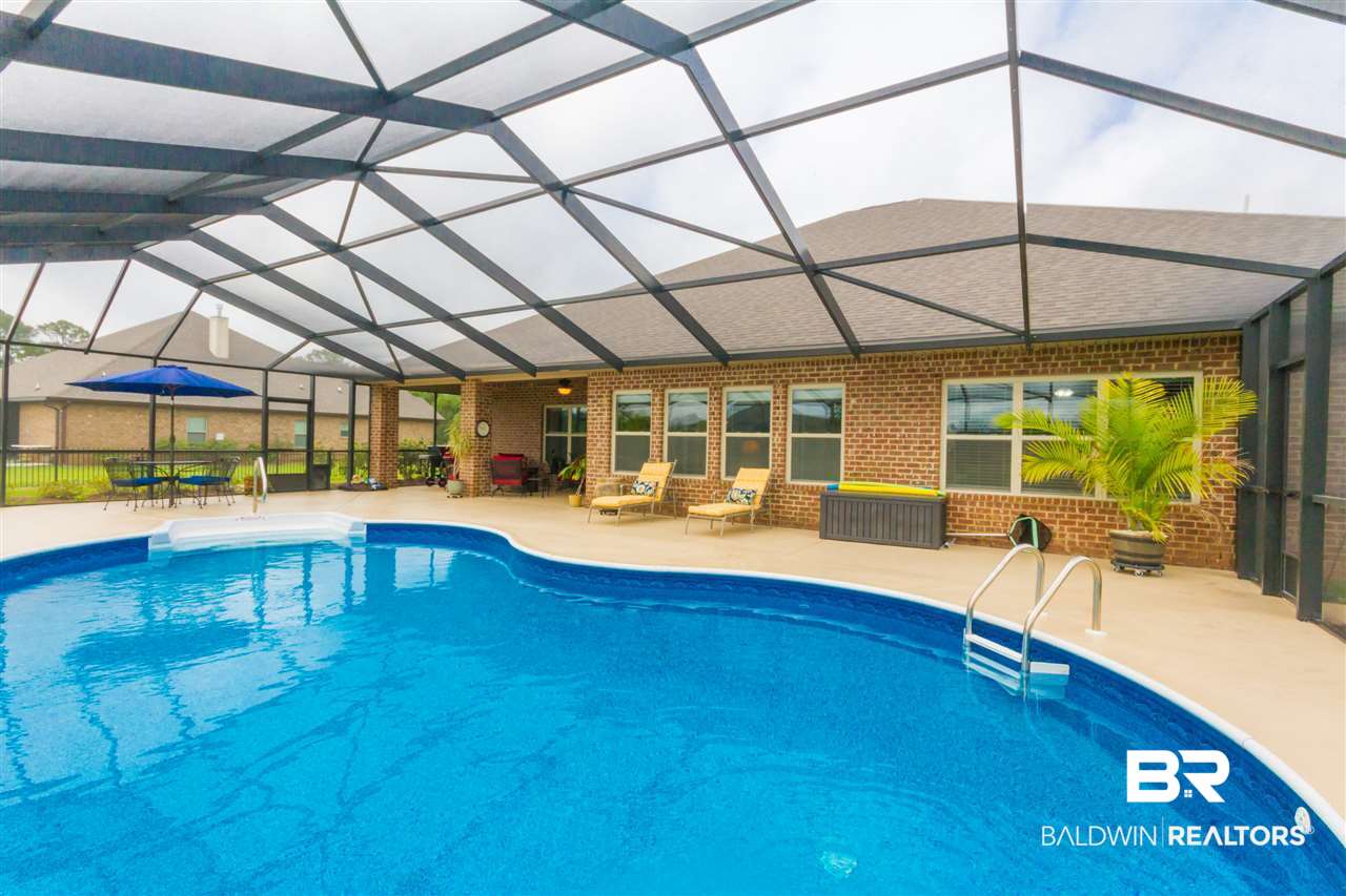 4094 Craigend Loop Gulf Shores, AL 36542 - Photo 27 of 33 Pool & Lanai