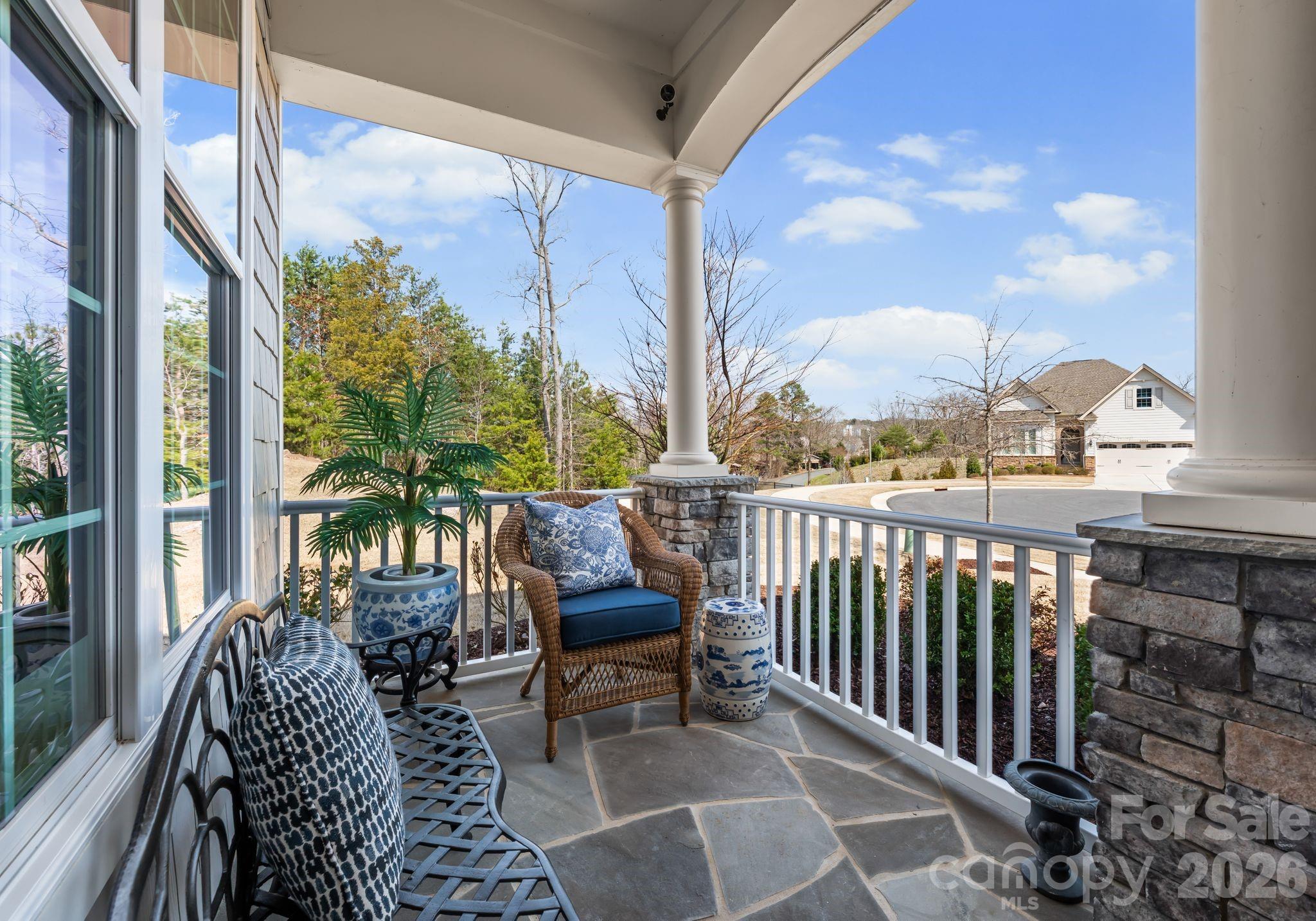 14021 Little Spring Court Charlotte, NC 28278 - Photo 6 of 48