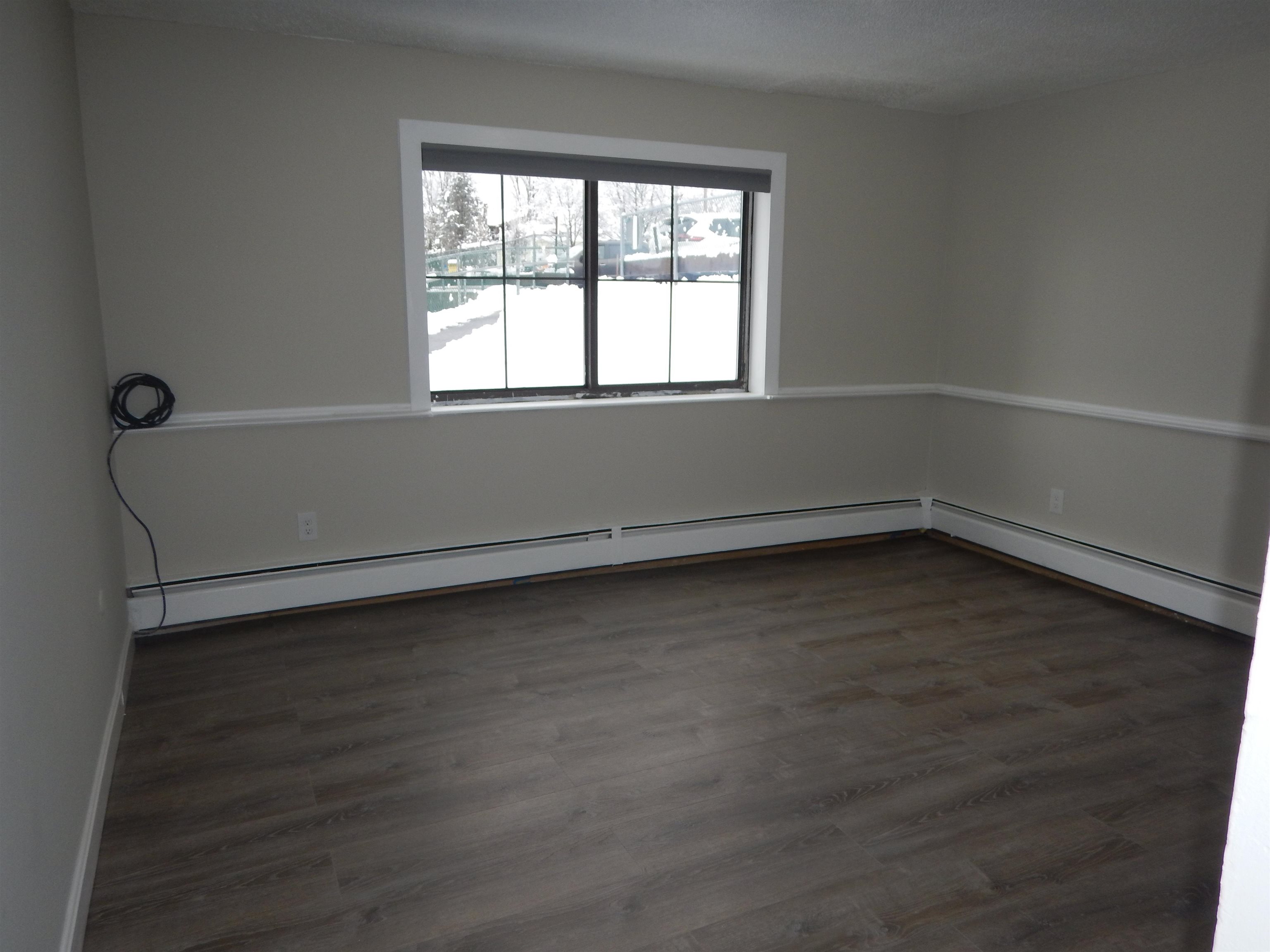 126 Mammoth Road, Unit 310 Hooksett, NH 03106 - Photo 13 of 17
