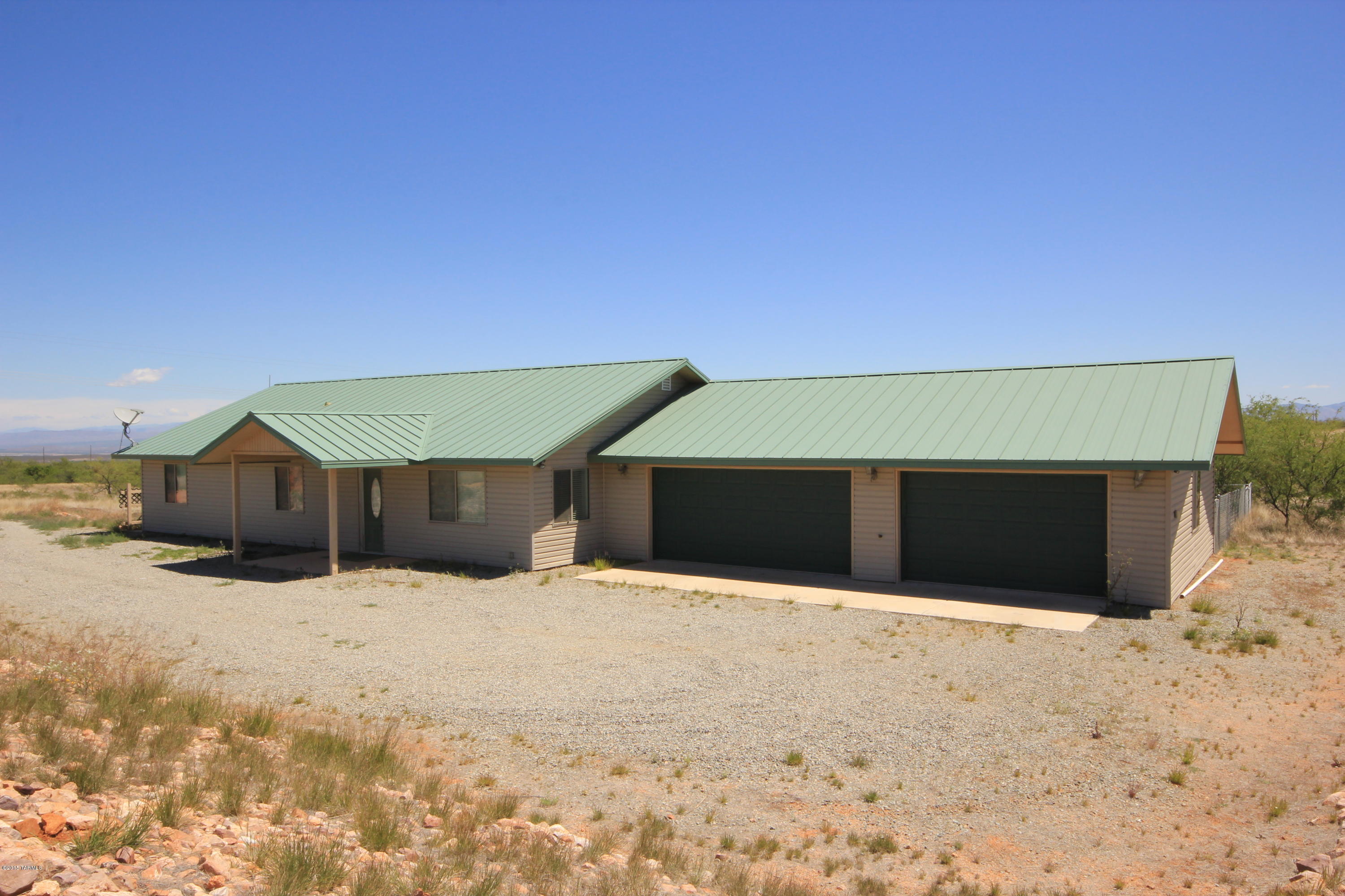 2617 West Roberts Road Benson, AZ 85602 - Photo 1 of 49 Gallery Image 1