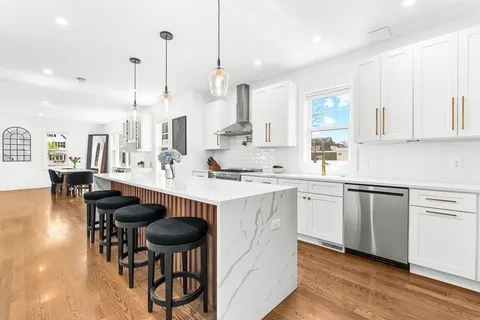 $1,749,000 | 12 Cherry Court, Medford, MA 02155