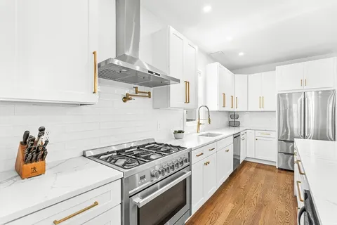 $1,749,000 | 12 Cherry Court, Medford, MA 02155