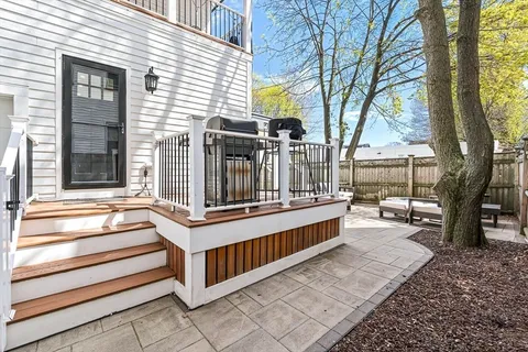 $1,749,000 | 12 Cherry Court, Medford, MA 02155