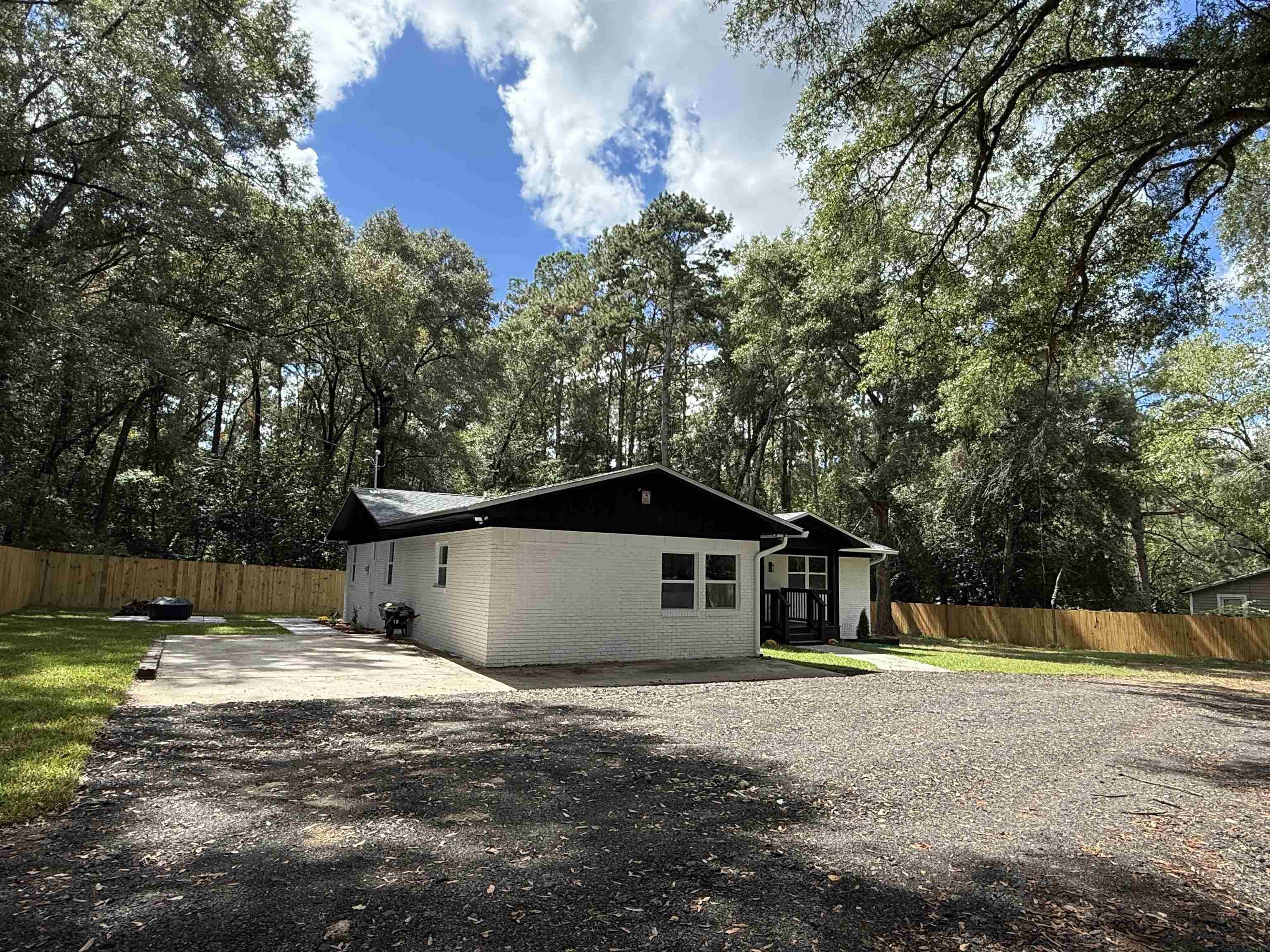 82 Ripp Road Quincy, FL 32351 - Photo 3 of 32