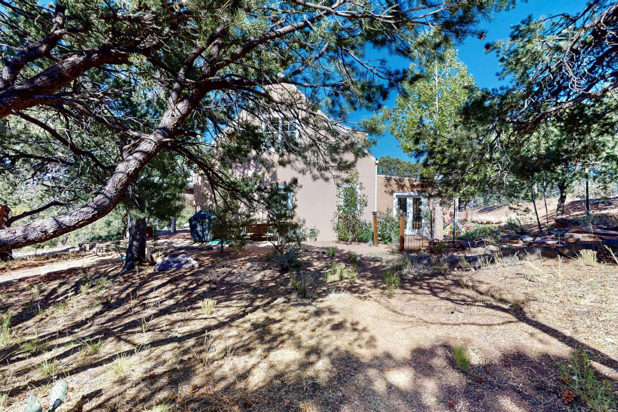 15 Toltec Road Santa Fe, NM 87505 - Photo 43 of 72