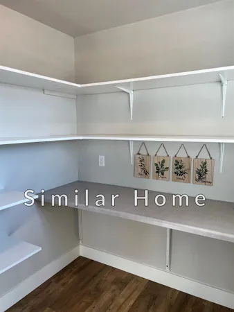 $924,900 | 4190 North Rose Meadow Lane, Grand Chute, WI 54913