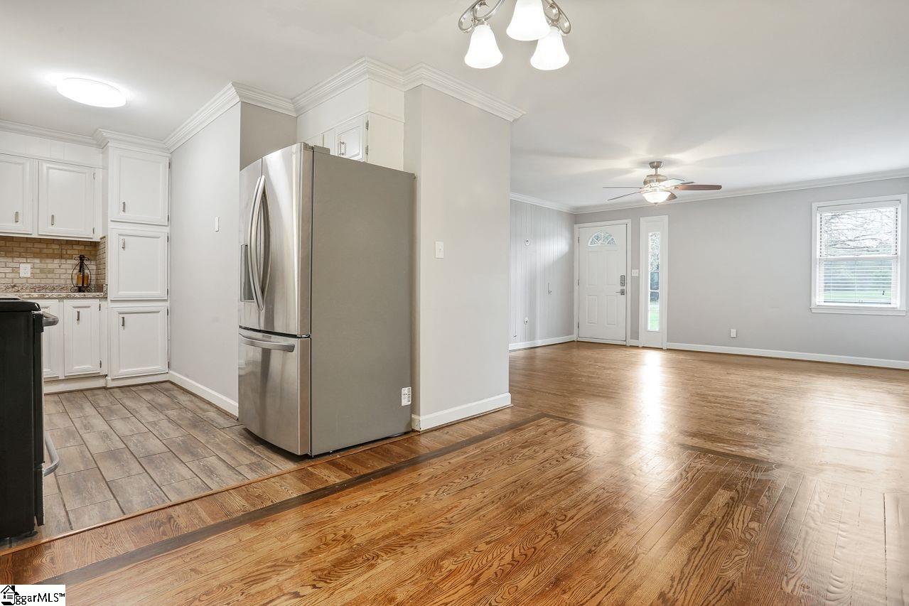 615 Elrod Road Piedmont, SC 29673 - Photo 5 of 23 Gallery Image 5