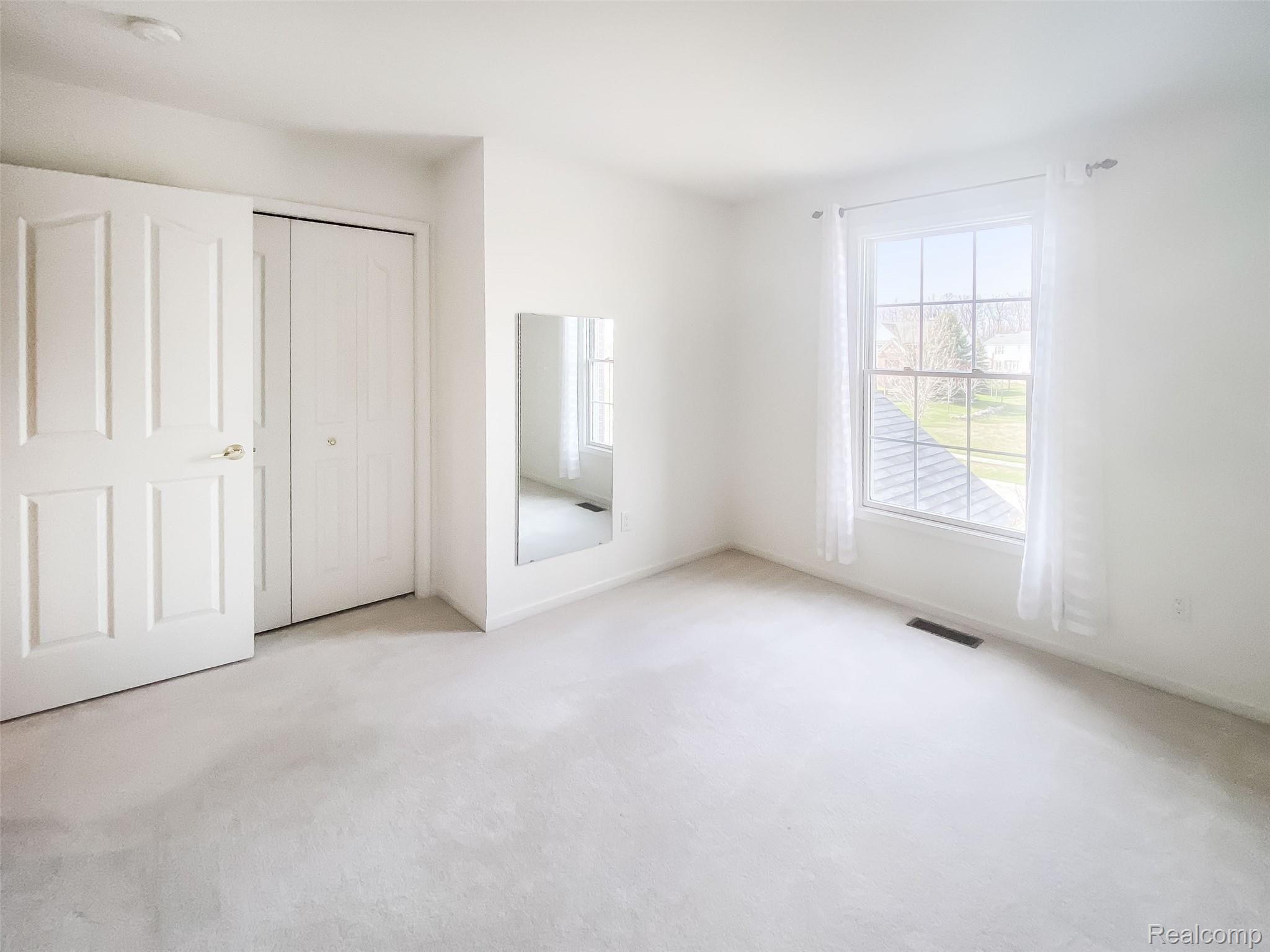 632 Bliss Drive Rochester, MI 48307 - Photo 31 of 41 b1-5-2.jpg