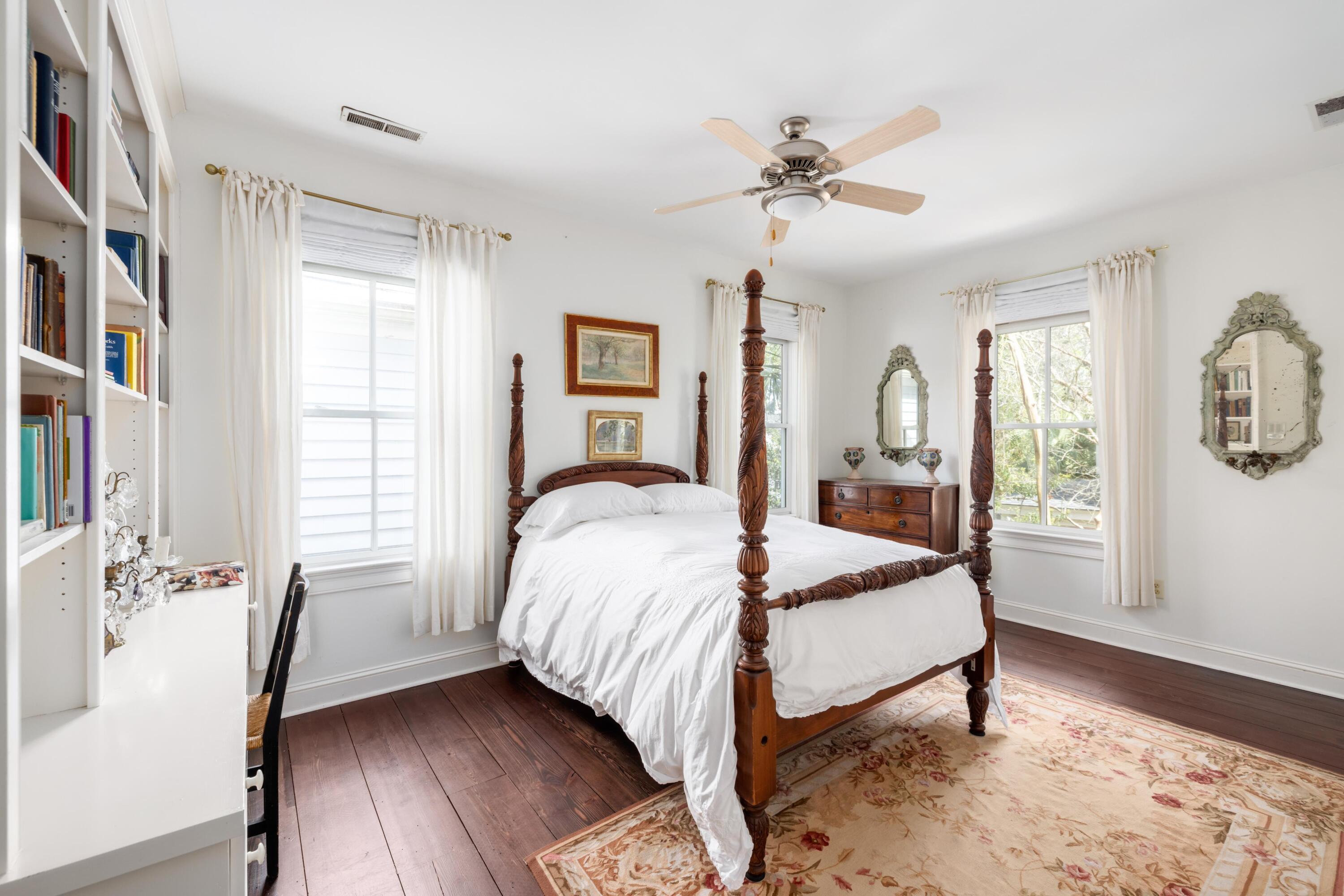 10 Boathouse Close Mount Pleasant, SC 29464 - Photo 31 of 48 Upstairs Bedroom 1
