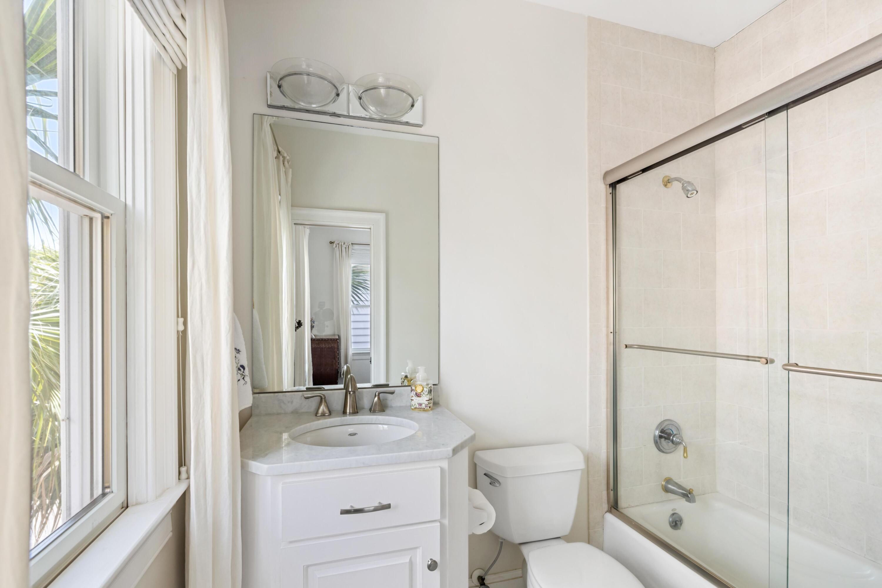 10 Boathouse Close Mount Pleasant, SC 29464 - Photo 32 of 48 Upstairs Bathroom 1