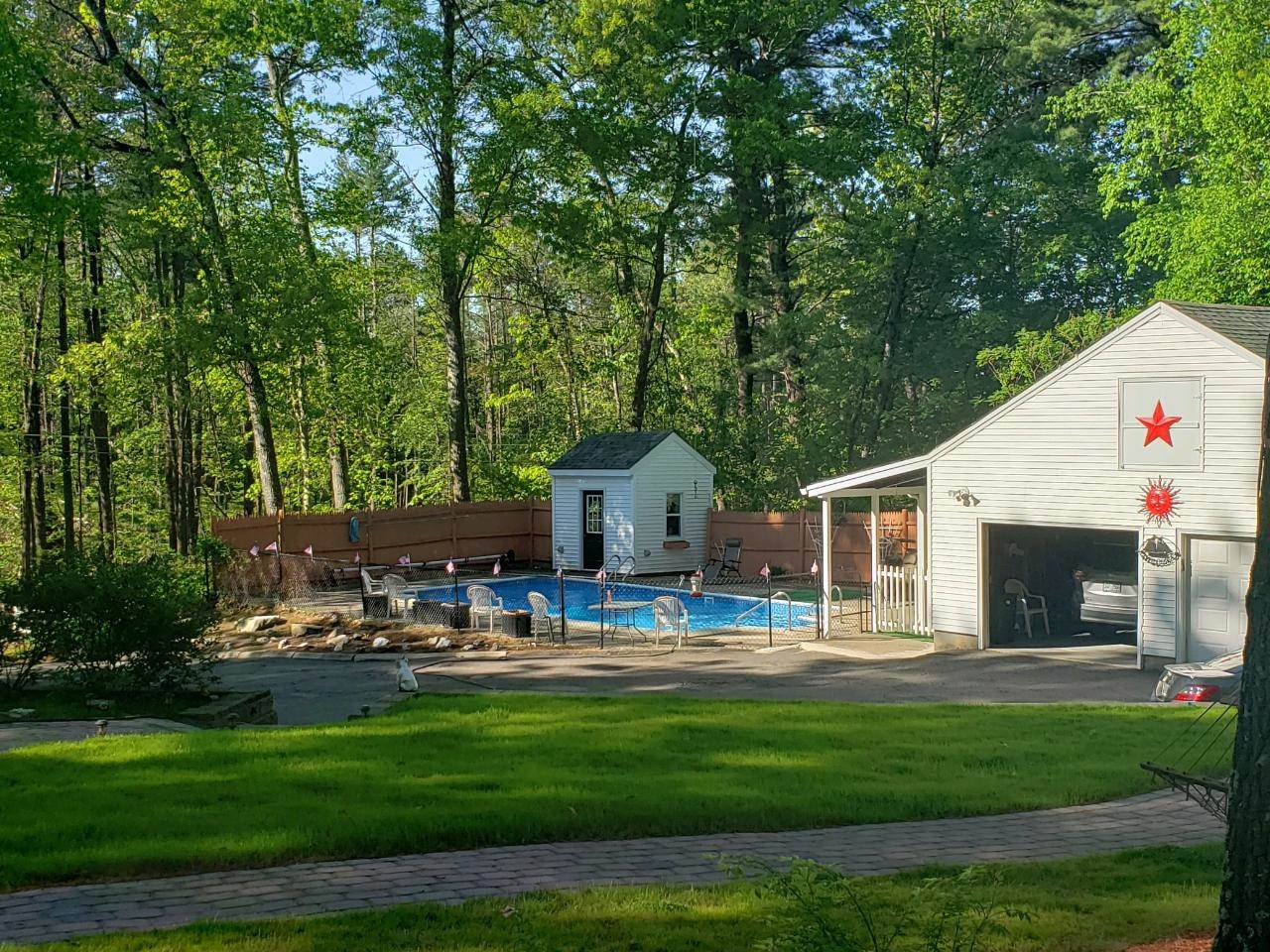 37 Bancroft Road Londonderry, NH 03053 - Photo 3 of 21 Gallery Image 3