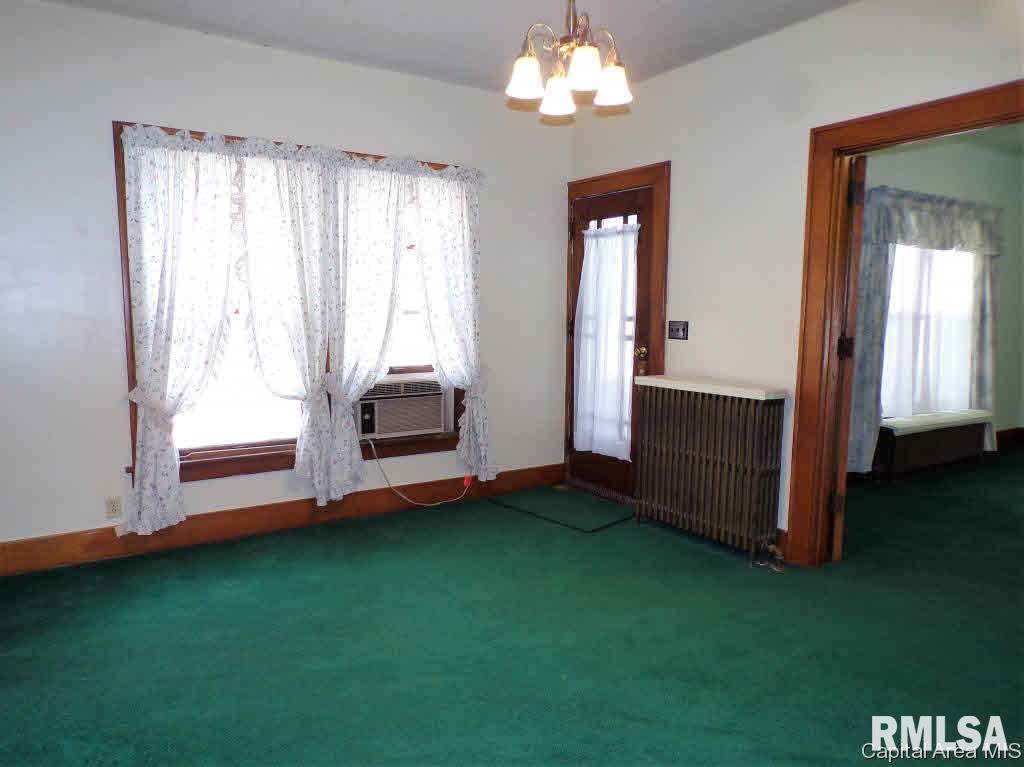 601 West Adams Street Abingdon, IL 61410 - Photo 16 of 35