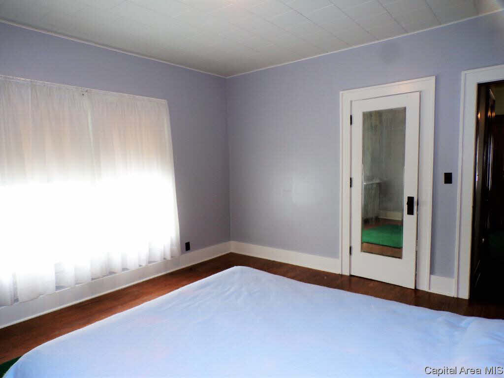 601 West Adams Street Abingdon, IL 61410 - Photo 25 of 35