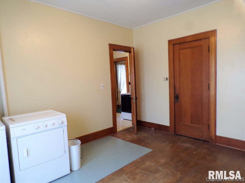 601 West Adams Street Abingdon, IL 61410 - Photo 32 of 35