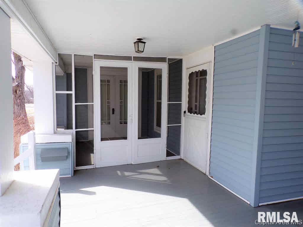 601 West Adams Street Abingdon, IL 61410 - Photo 8 of 35