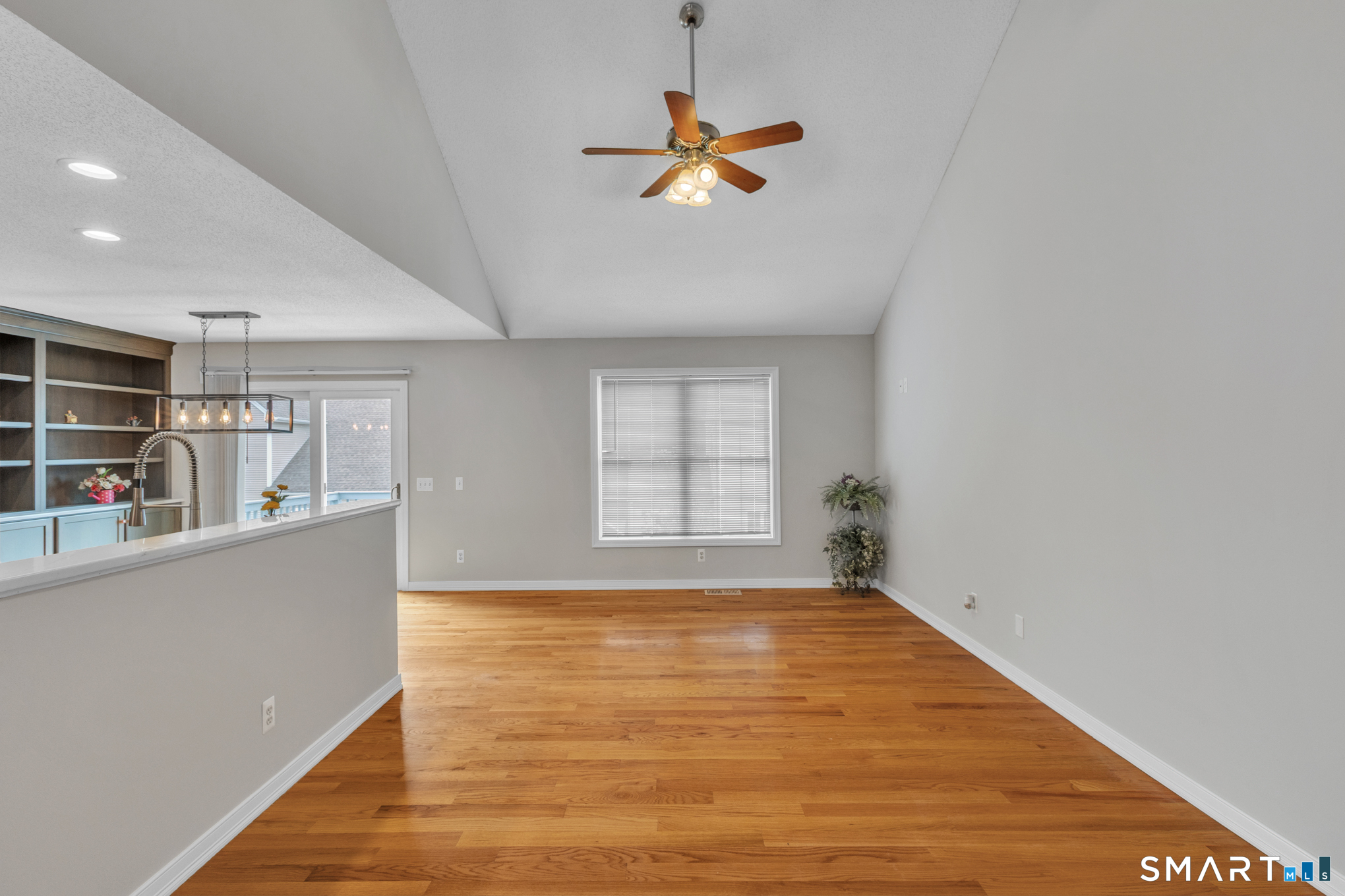 36 Primrose Lane, Unit 36 Suffield, CT 06078 - Photo 18 of 40