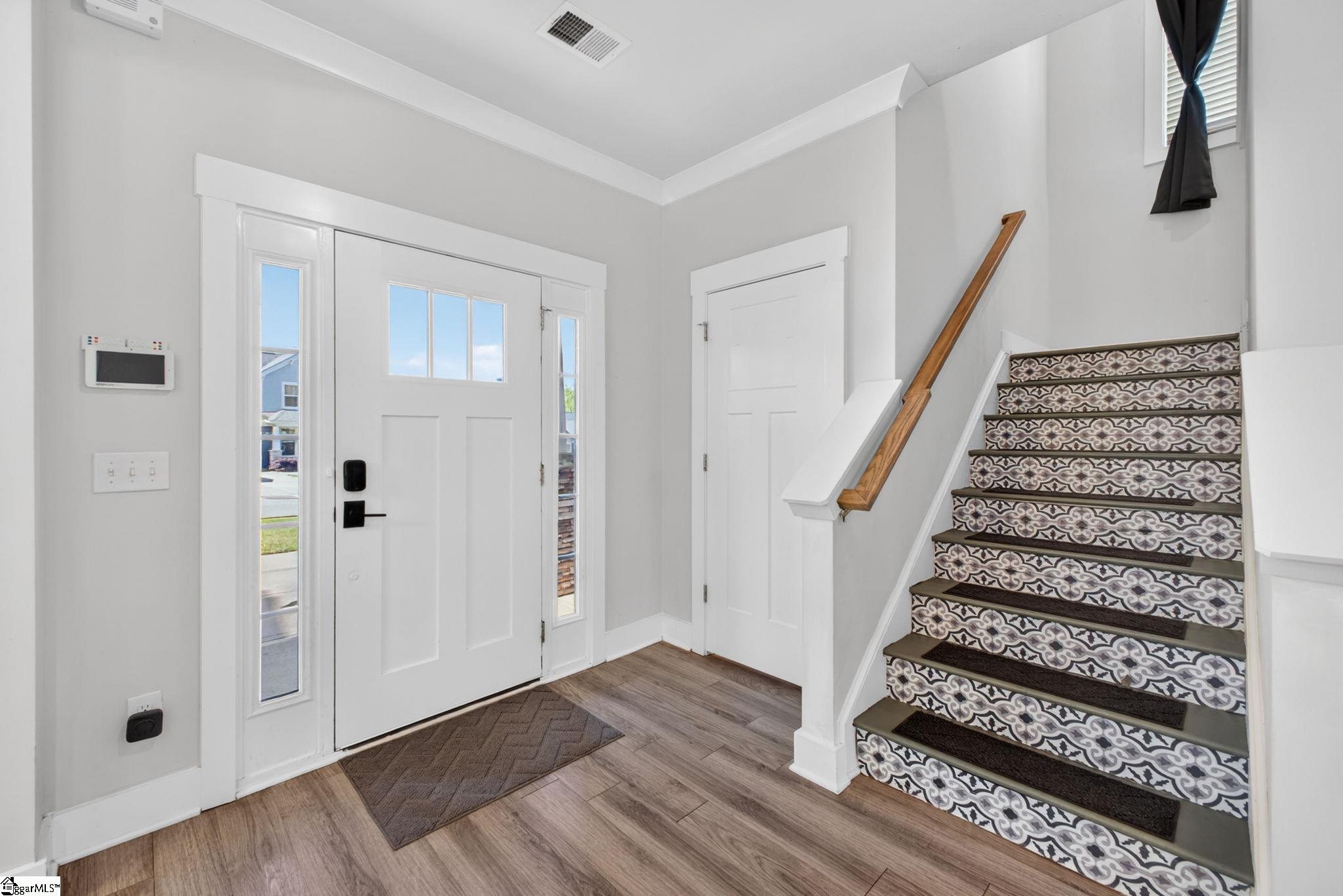 904 Lockhurst Drive Simpsonville, SC 29681 - Photo 6 of 50