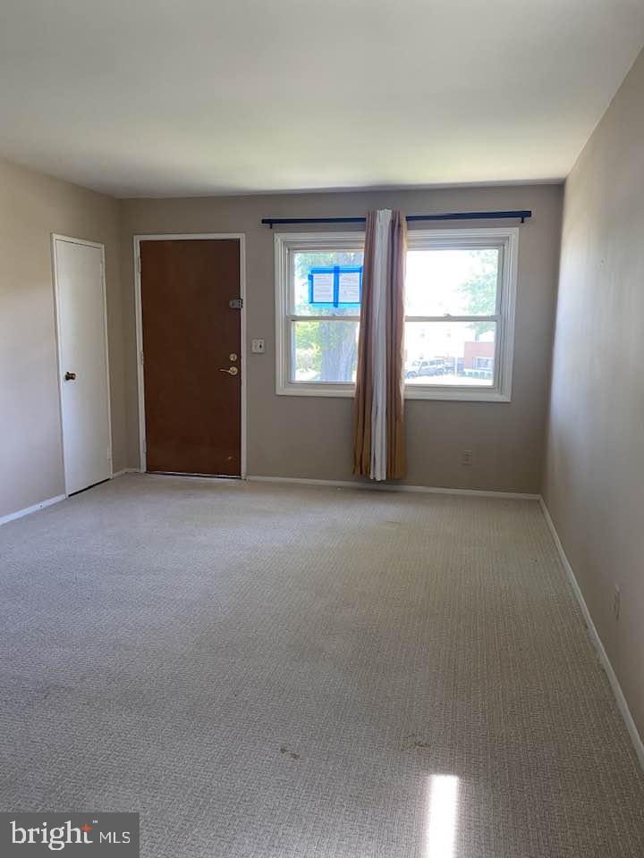 320 Ardmore Road Linthicum Heights, MD 21090 - Photo 8 of 23