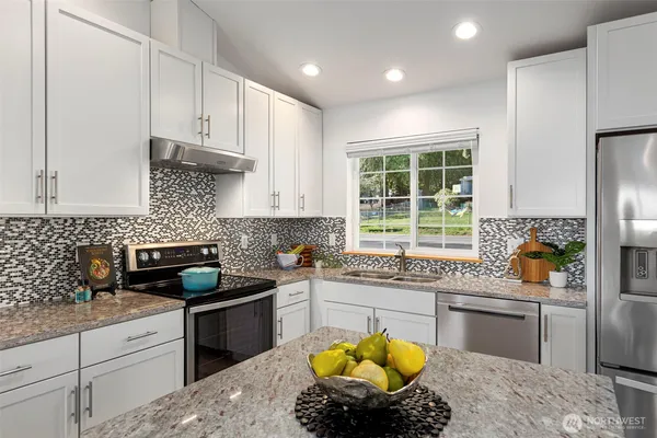 $759,999 | 8498 Illahee Road Northeast, Bremerton, WA 98311