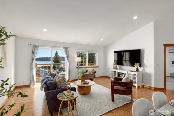 $759,999 | 8498 Illahee Road Northeast, Bremerton, WA 98311