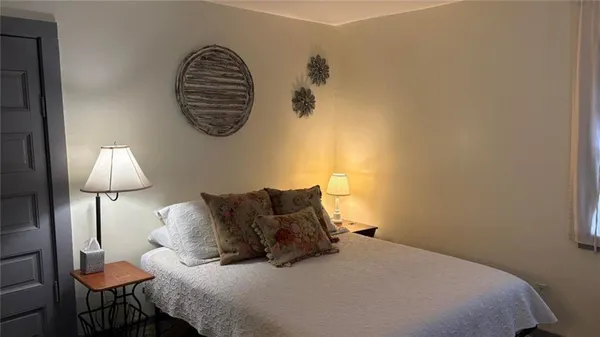 $199,000 | 602 High Street, Arrow Rock, MO 65320