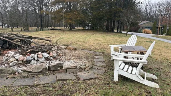 $199,000 | 602 High Street, Arrow Rock, MO 65320