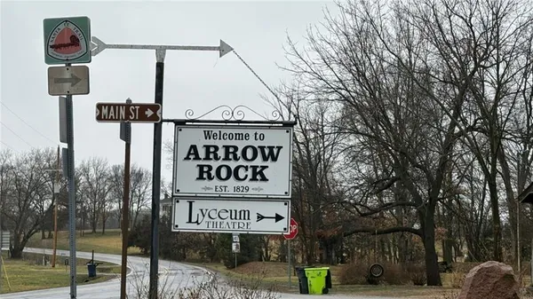 $199,000 | 602 High Street, Arrow Rock, MO 65320