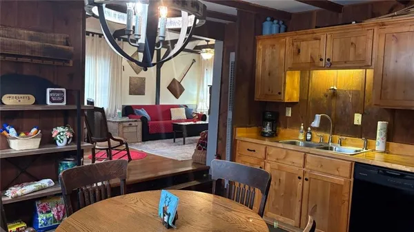 $199,000 | 602 High Street, Arrow Rock, MO 65320