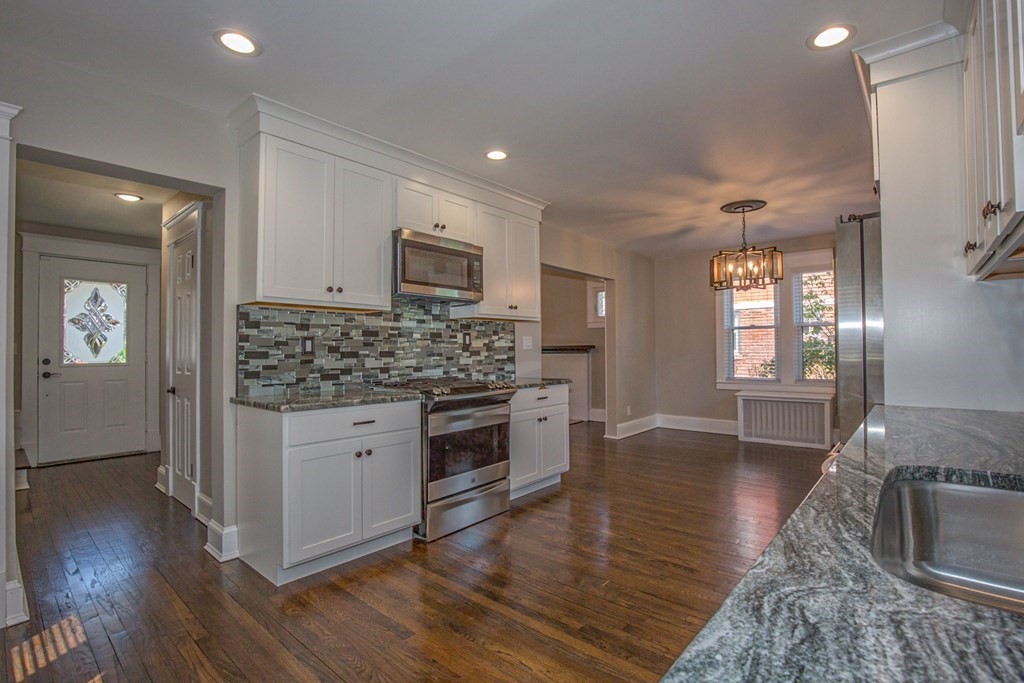 27 Sherbrooke Street Springfield, MA 01104 - Photo 11 of 28 Gallery Image 11