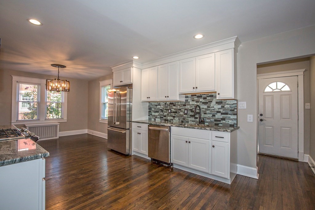 27 Sherbrooke Street Springfield, MA 01104 - Photo 13 of 28 Gallery Image 13
