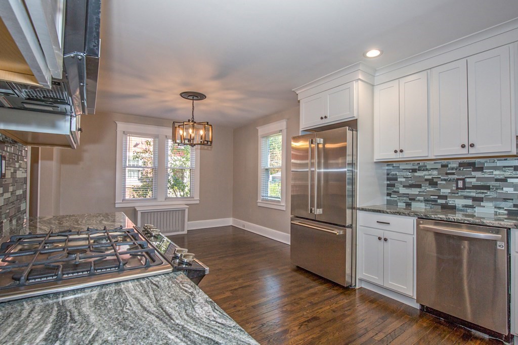 27 Sherbrooke Street Springfield, MA 01104 - Photo 14 of 28 Gallery Image 14