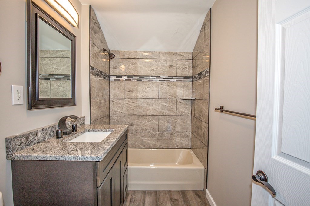 27 Sherbrooke Street Springfield, MA 01104 - Photo 16 of 28 Gallery Image 16