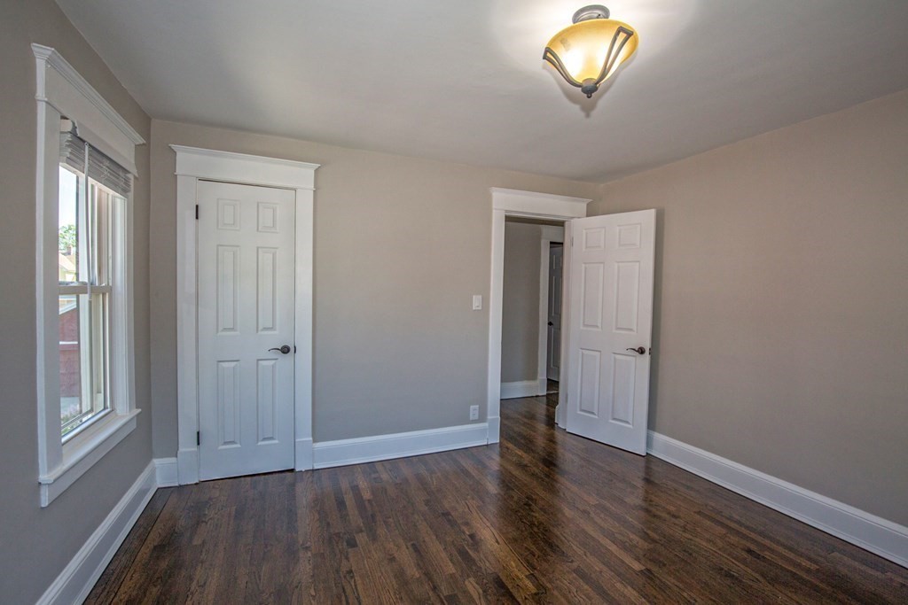 27 Sherbrooke Street Springfield, MA 01104 - Photo 18 of 28 Gallery Image 18