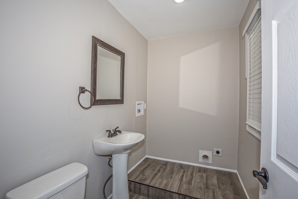 27 Sherbrooke Street Springfield, MA 01104 - Photo 23 of 28 Gallery Image 23
