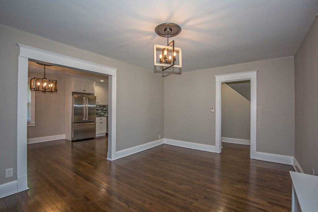27 Sherbrooke Street Springfield, MA 01104 - Photo 9 of 28 Gallery Image 9